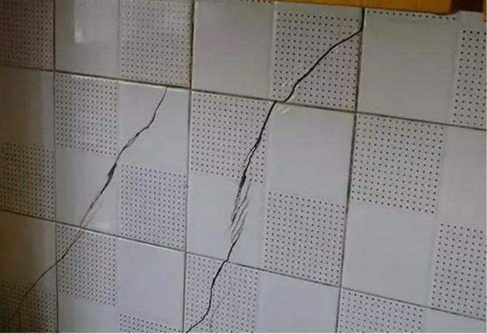 瓷砖空鼓解决办法(瓷砖空鼓最佳补救方法 建材)