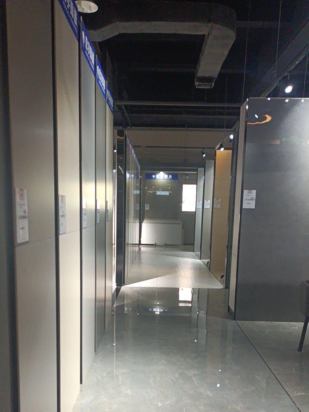 瓷砖硬度不够怎么办呢(瓷砖硬度不够有什么影响)